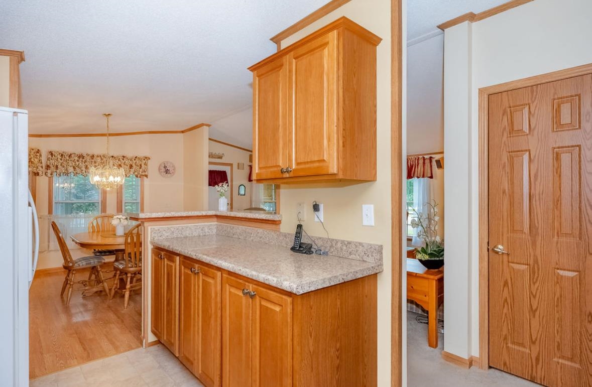 120 Eagle Drive Rochester, NH 03868 - Photo 5 of 35