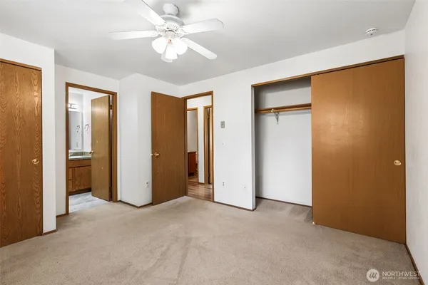 $279,900 | 220 Israel Road Southwest, Unit K11, Tumwater, WA 98501