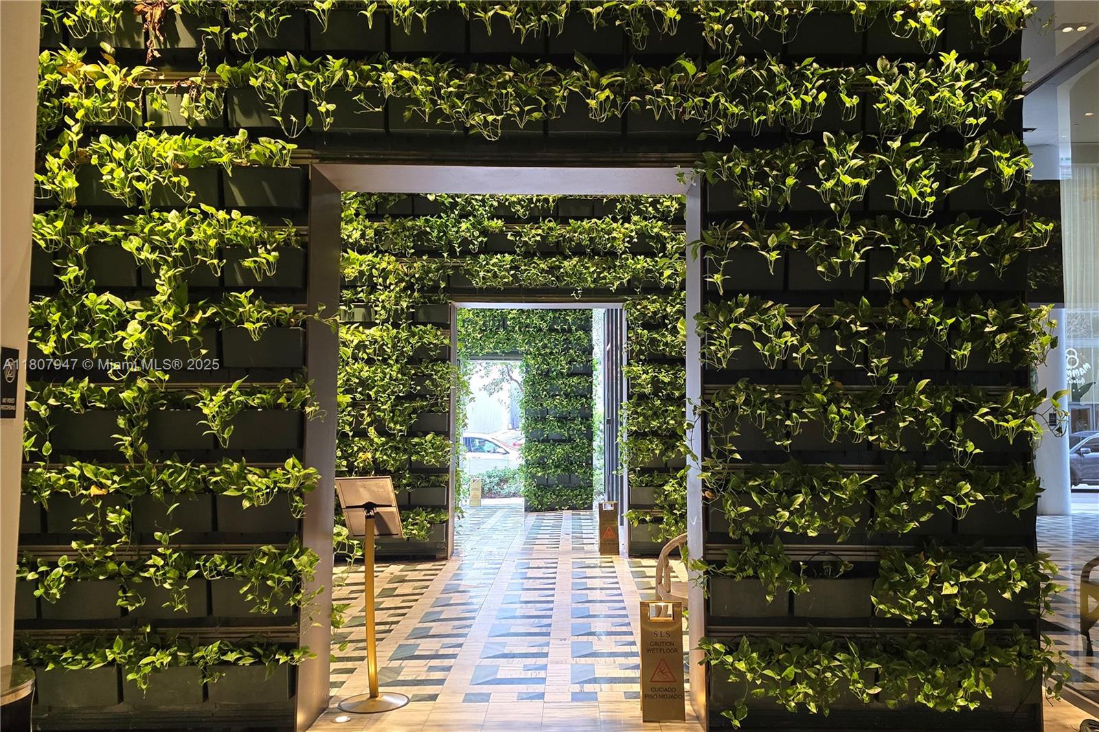 801 South Miami Avenue, Unit 2201 Miami, FL 33131 - Photo 6 of 37