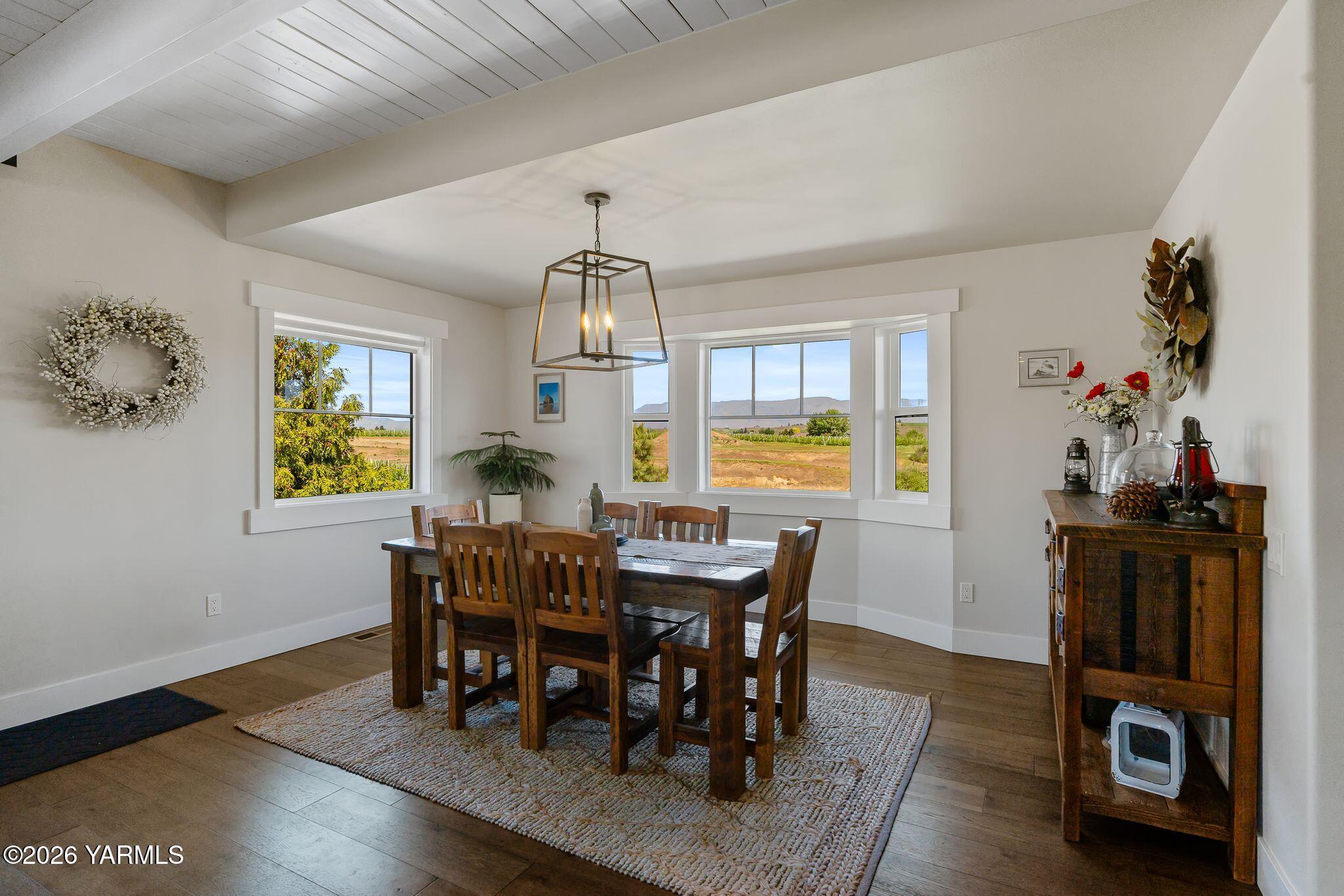 491 Elliott Road Cowiche, WA 98923 - Photo 9 of 56 Dining Room
