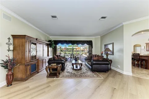 $1,049,000 | 8315 Eagle Crossing, Sarasota, FL 34241