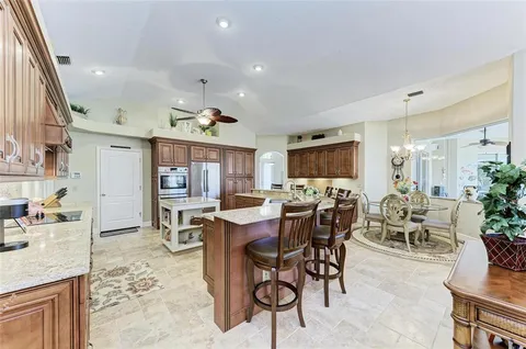 $1,049,000 | 8315 Eagle Crossing, Sarasota, FL 34241