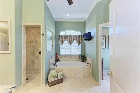 $1,049,000 | 8315 Eagle Crossing, Sarasota, FL 34241