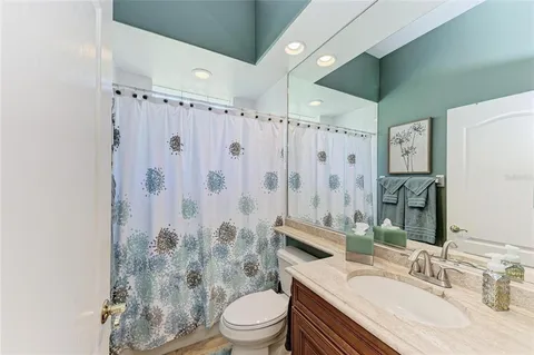 $1,049,000 | 8315 Eagle Crossing, Sarasota, FL 34241