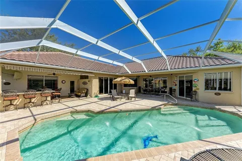 $1,049,000 | 8315 Eagle Crossing, Sarasota, FL 34241