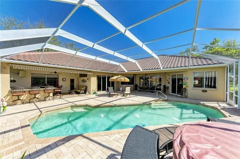 $1,049,000 | 8315 Eagle Crossing, Sarasota, FL 34241