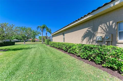 $1,049,000 | 8315 Eagle Crossing, Sarasota, FL 34241