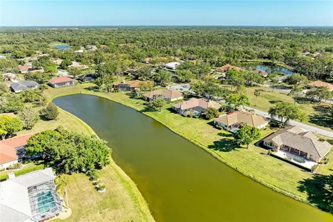 $1,049,000 | 8315 Eagle Crossing, Sarasota, FL 34241