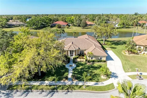 $1,049,000 | 8315 Eagle Crossing, Sarasota, FL 34241