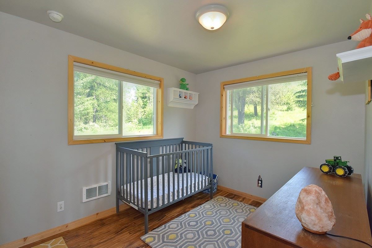 832 Lookout Road Newport, WA 99156 - Photo 11 of 20 Gallery Image 11