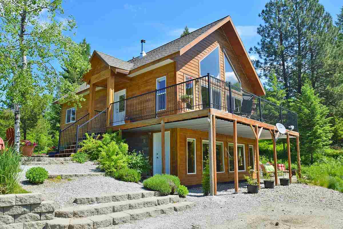 832 Lookout Road Newport, WA 99156 - Photo 3 of 20 Gallery Image 3