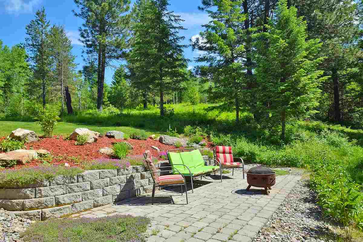 832 Lookout Road Newport, WA 99156 - Photo 4 of 20 Gallery Image 4
