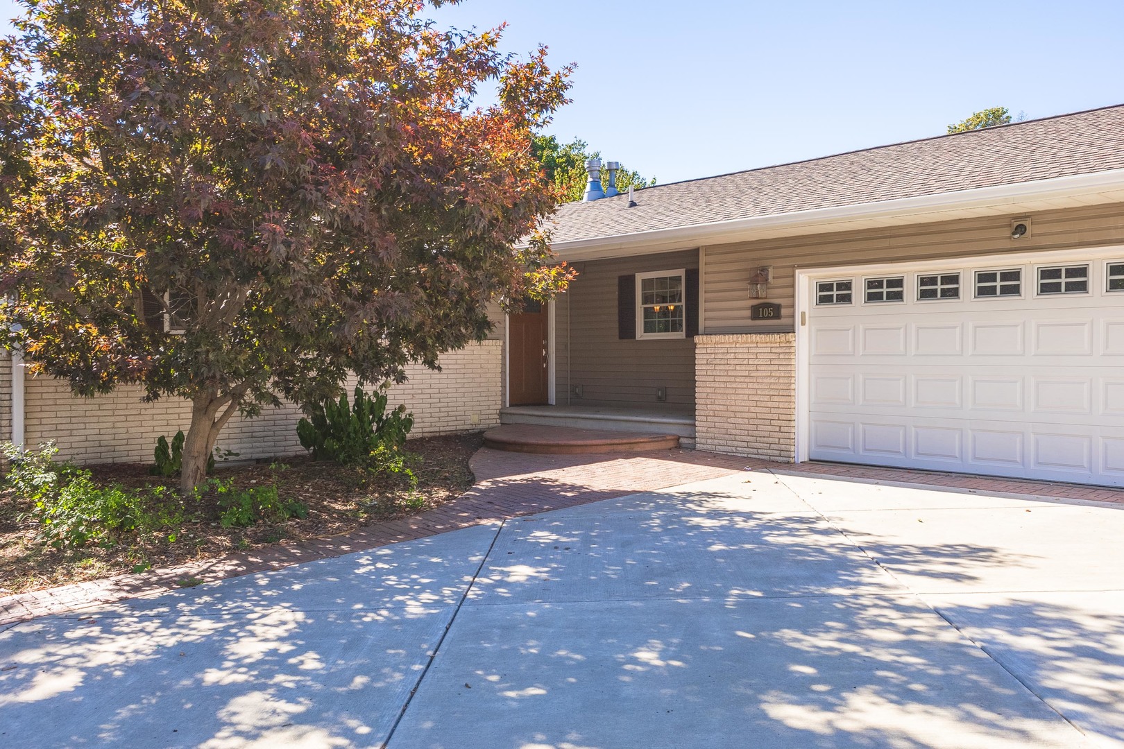 105 South Parkside Road Normal, IL 61761 - Photo 2 of 66 Gallery Image 2