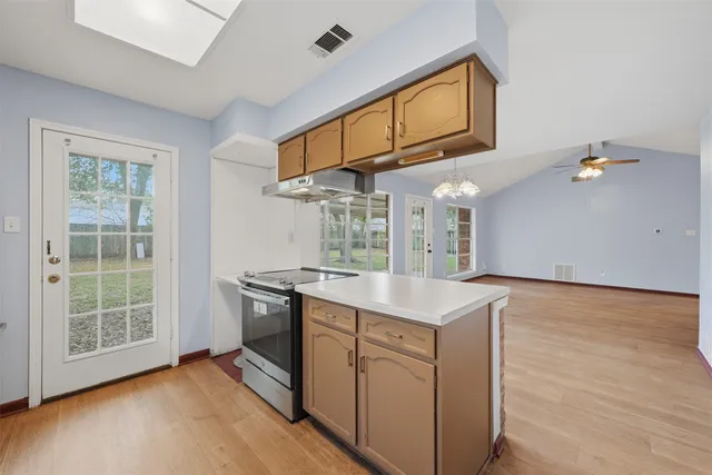 $1,980 | 7015 Pella Drive, Houston, TX 77036