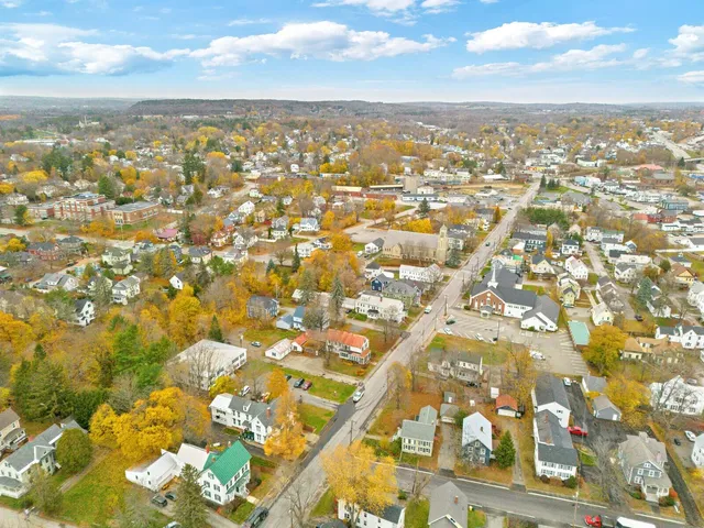 $174,900 | 50 Pleasant Street, Unit 8, Waterville, ME 04901