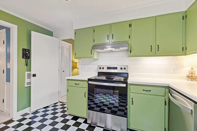 $174,900 | 50 Pleasant Street, Unit 8, Waterville, ME 04901