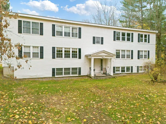 $174,900 | 50 Pleasant Street, Unit 8, Waterville, ME 04901