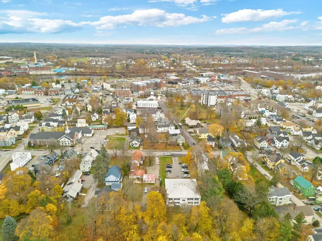 $174,900 | 50 Pleasant Street, Unit 8, Waterville, ME 04901