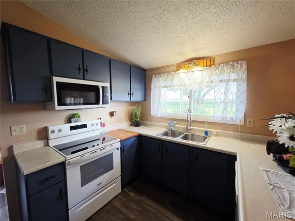 $248,000 | 36950 Hwy K, Laddonia, MO 63352