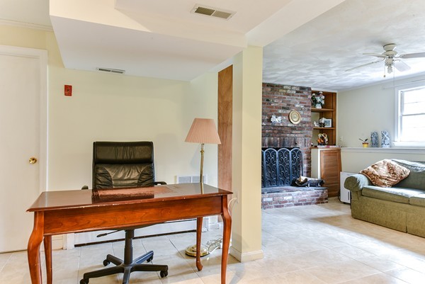 33 Maynard Road Sudbury, MA 01776 - Photo 13 of 17 Gallery Image 13