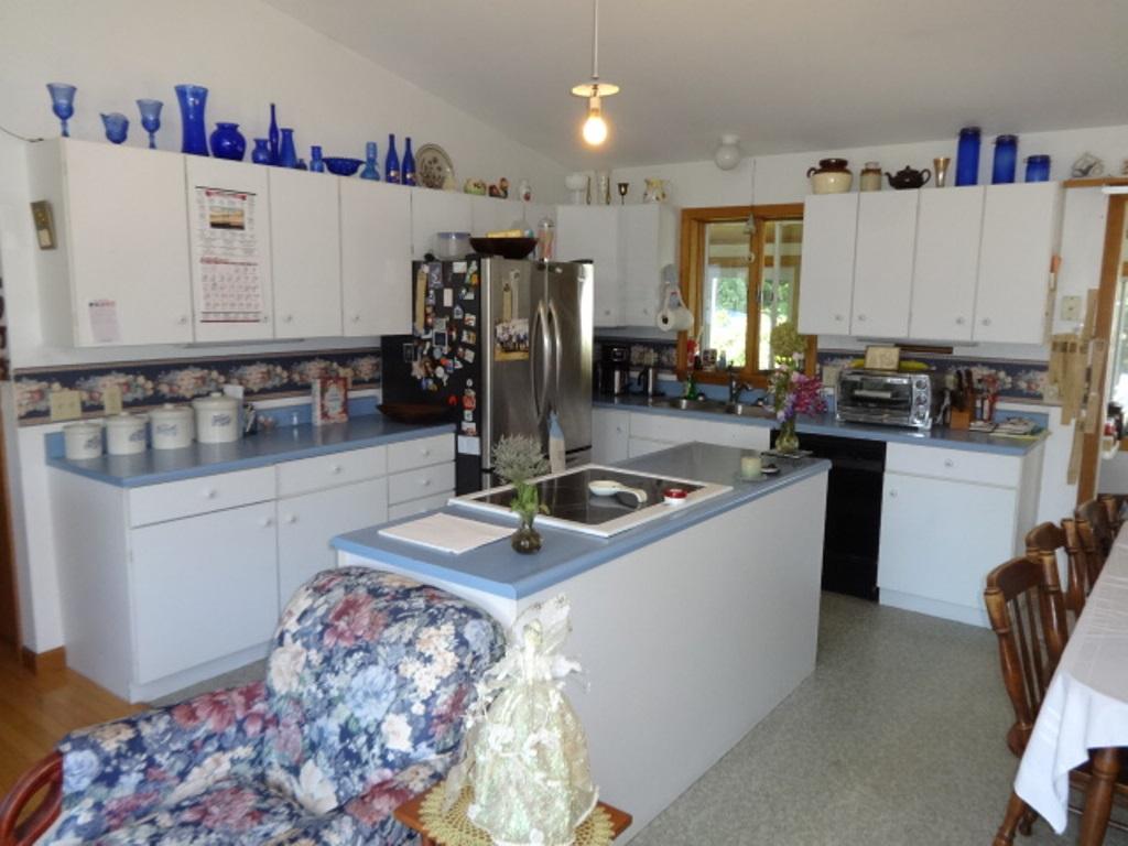 40 Marsh Road Bass Harbor, ME 04653 - Photo 5 of 18 DSC07238