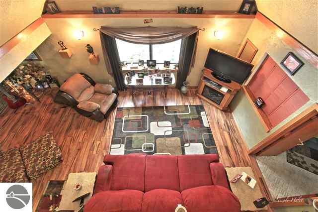 4181 Holiday Road Traverse City, MI 49686 - Photo 11 of 22 1733738-10.JPG