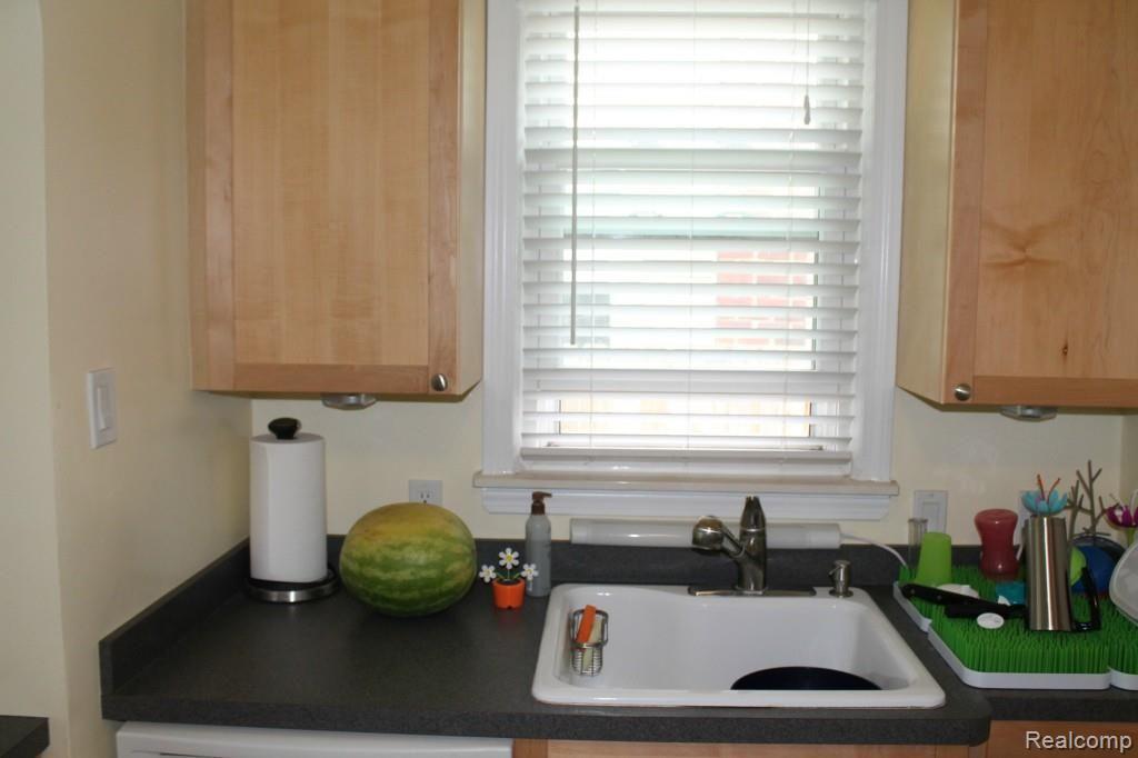 2069 Harvard Road Berkley, MI 48072 - Photo 28 of 42 pamela (38).jpg