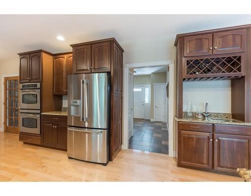 29 Stinson Road Andover, MA 01810 - Photo 5 of 30