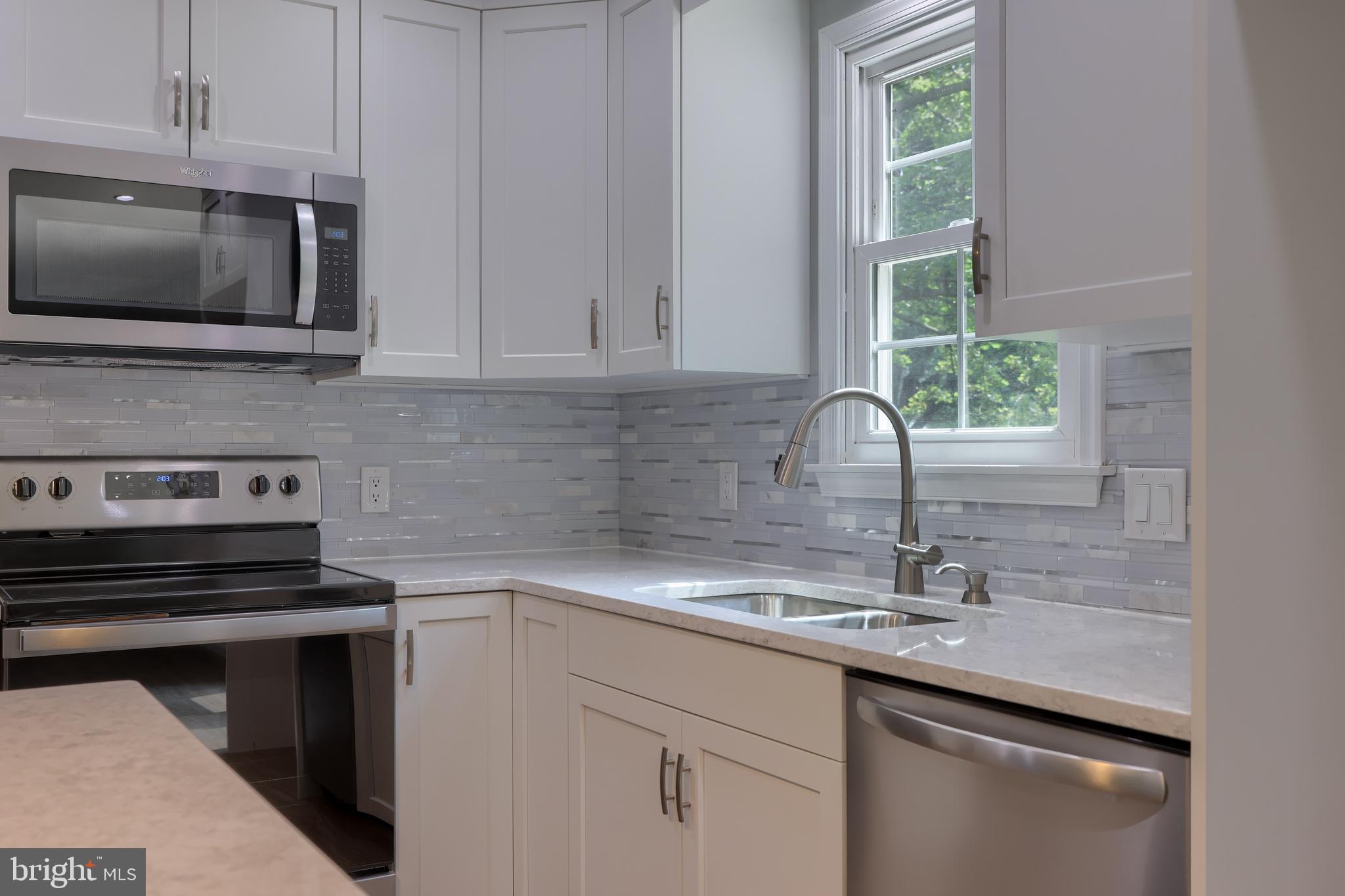 2156 Sherreem Road Lancaster, PA 17601 - Photo 8 of 32 Gallery Image 8