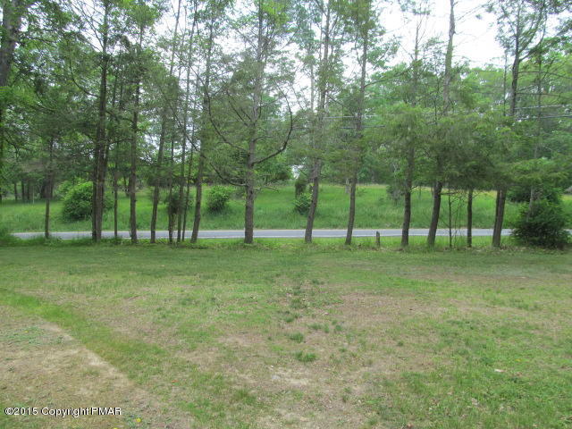 1264 Sugar Mountain Road West Bushkill, PA 18324 - Photo 4 of 10 4-Flat