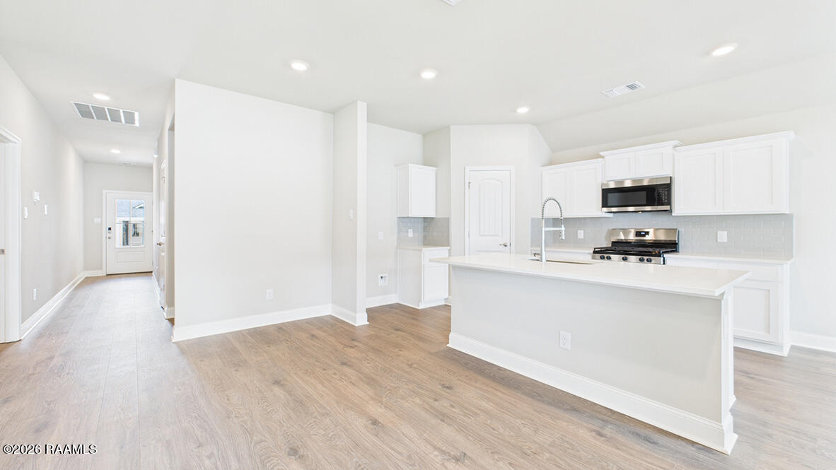 160 Colett Sunset, LA 70584 - Photo 3 of 30 X40F New - 3