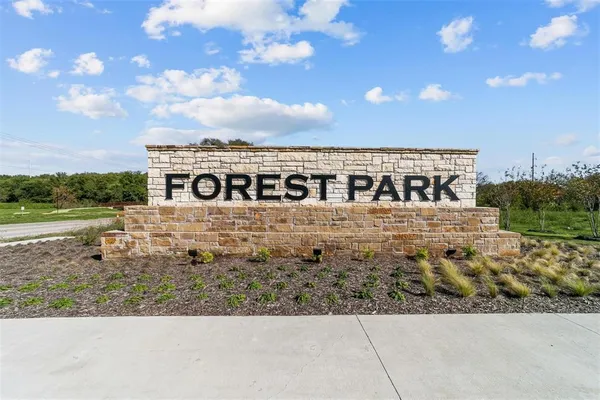 $2,095 | 406 Kingsbury Avenue, Princeton, TX 75407