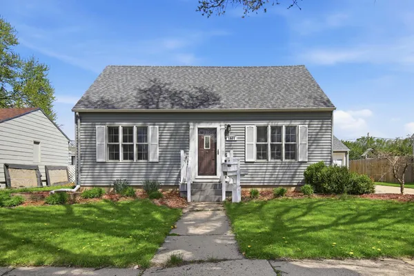 $244,900 | 1801 2nd Avenue Southeast, Austin, MN 55912