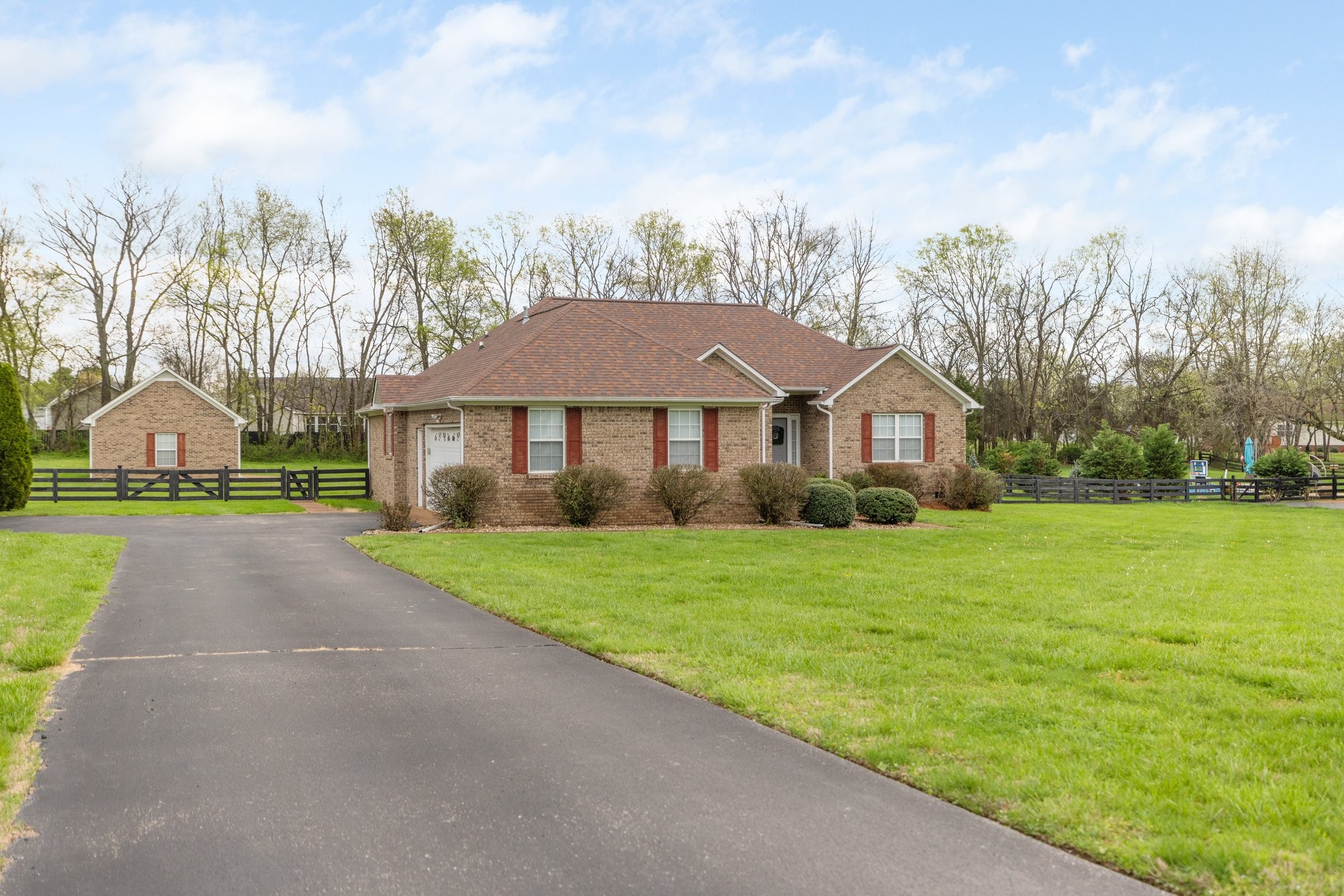 1921 Victorian Road Columbia, TN 38401 - Photo 1 of 49