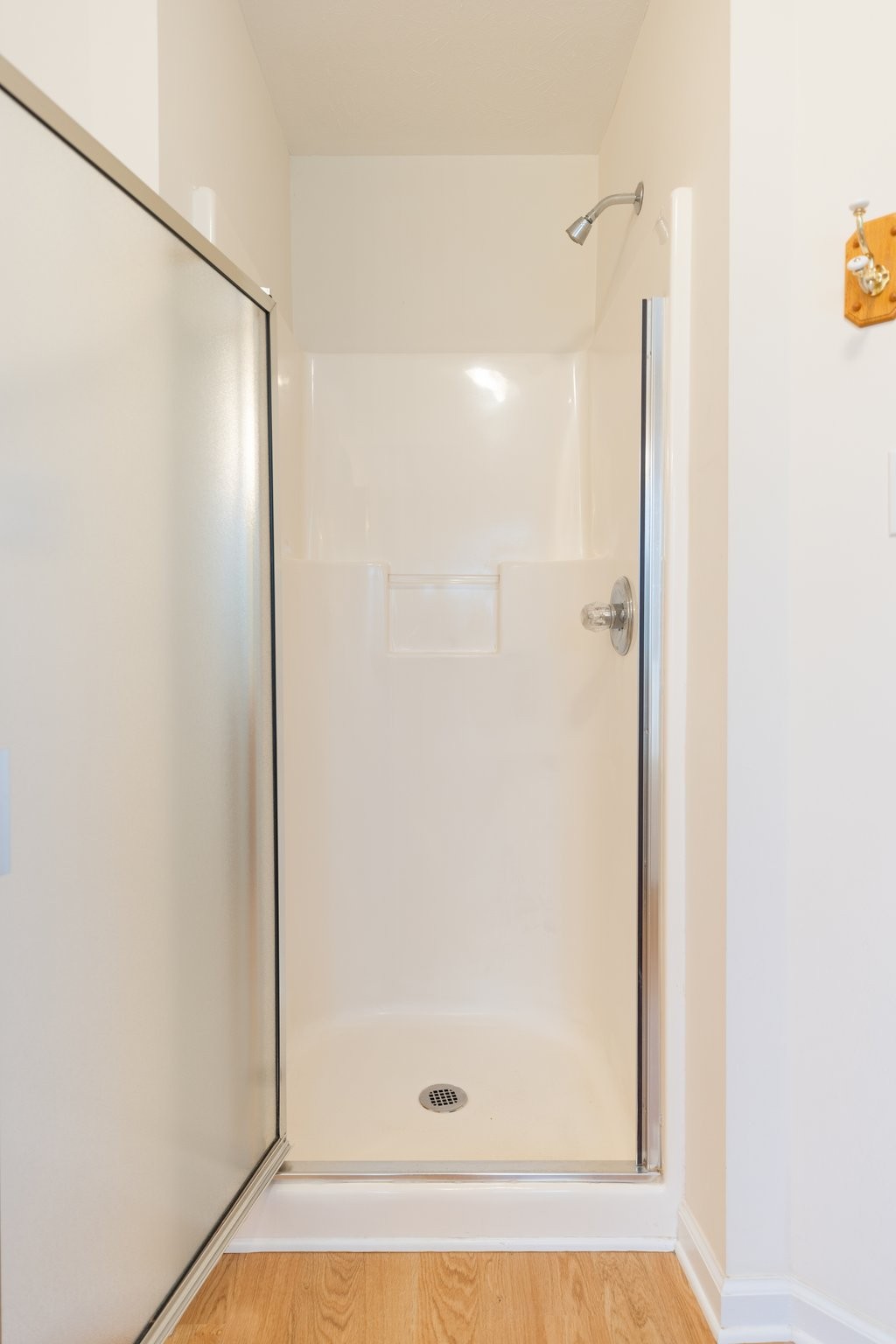 1921 Victorian Road Columbia, TN 38401 - Photo 41 of 49 a bathroom with a glass shower door