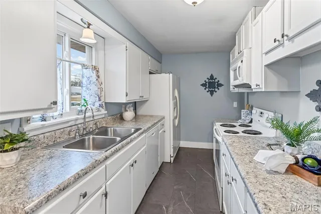 $160,000 | 7210 Montclair Avenue, Godfrey, IL 62035