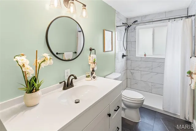 $160,000 | 7210 Montclair Avenue, Godfrey, IL 62035