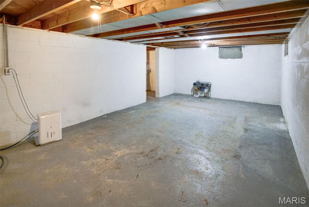 7210 Montclair Avenue Godfrey, IL 62035 - Photo 32 of 37