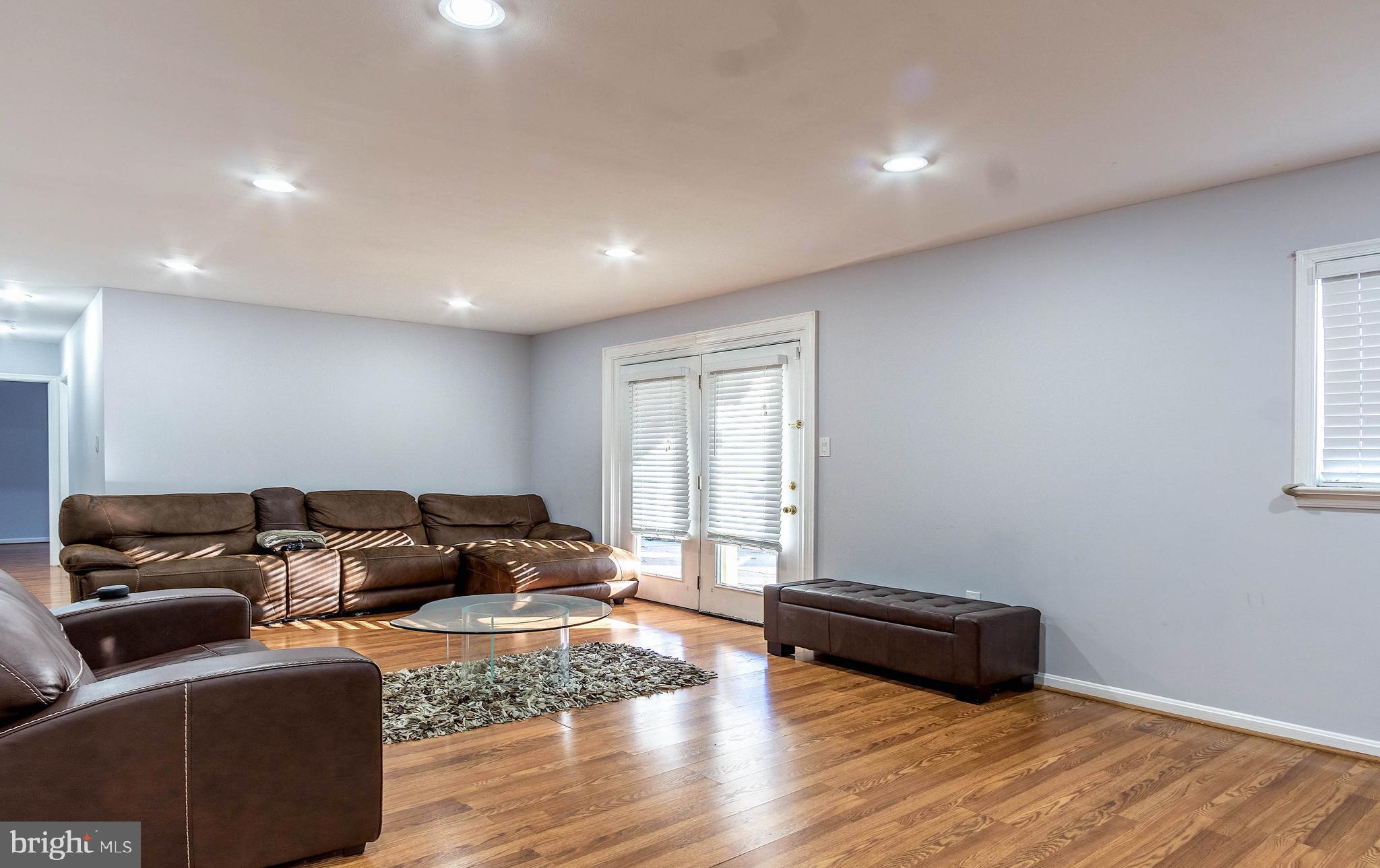 1391 Kimblewick Road Potomac, MD 20854 - Photo 17 of 23