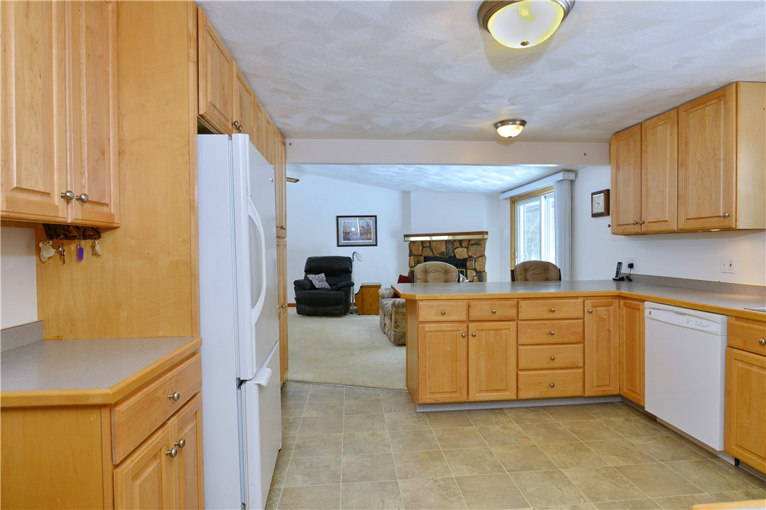 36 Sprucebrook Road Scituate, RI 02857 - Photo 15 of 45