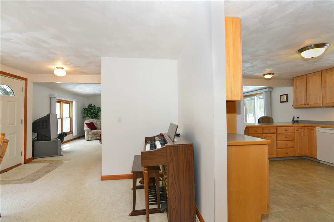 36 Sprucebrook Road Scituate, RI 02857 - Photo 19 of 45
