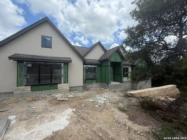 $815,000 | 2475 Comal Springs, Canyon Lake, TX 78133