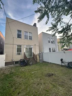 $749,000 | 270 Woodlawn Avenue, Jersey City, NJ 07305