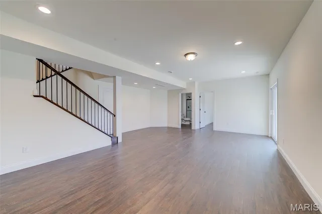 $615,000 | 2025 Maryland Oaks Circle, Maryland Heights, MO 63146