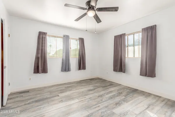 $189,900 | 413 East 3rd Street, Eloy, AZ 85131