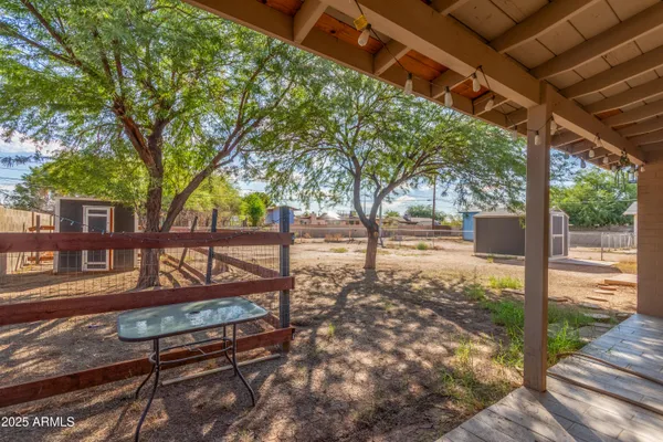 $189,900 | 413 East 3rd Street, Eloy, AZ 85131