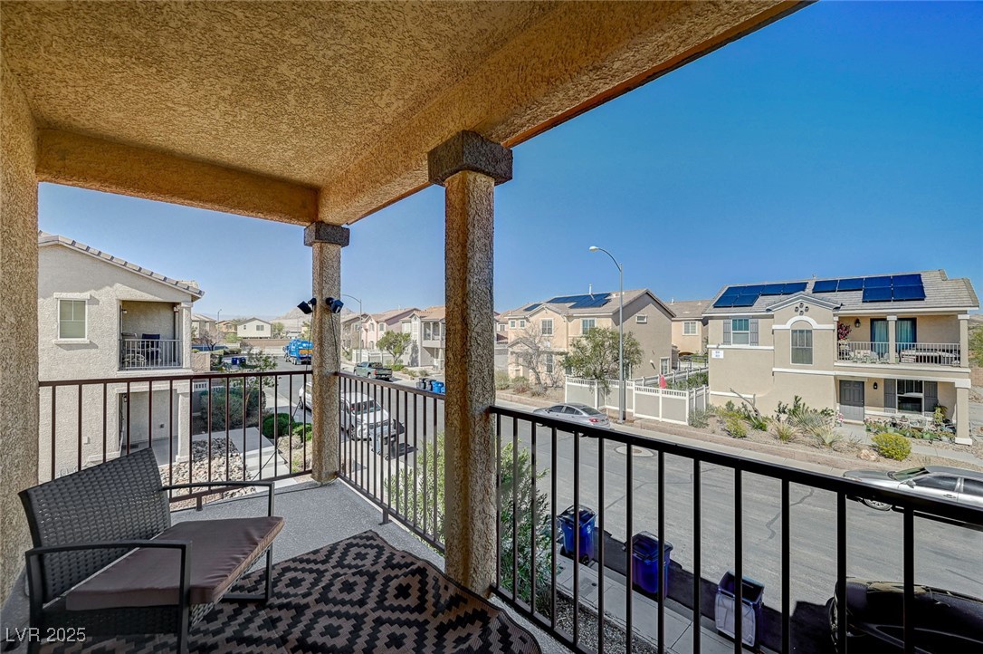 971 Sable Chase Place Henderson, NV 89011 - Photo 27 of 48 Balcony with a residential view