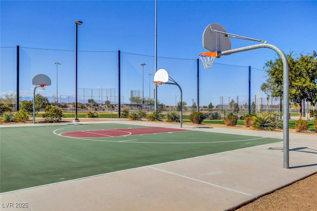 971 Sable Chase Place Henderson, NV 89011 - Photo 42 of 48 community basketball court and fence