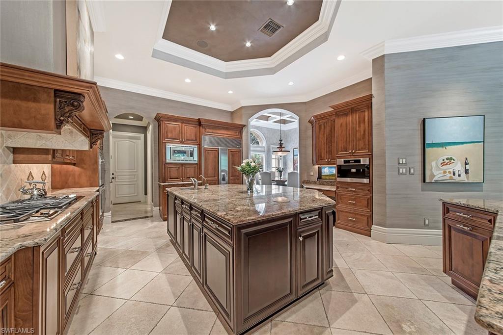 3275 Regatta Road Naples, FL 34103 - Photo 5 of 25 Gallery Image 5