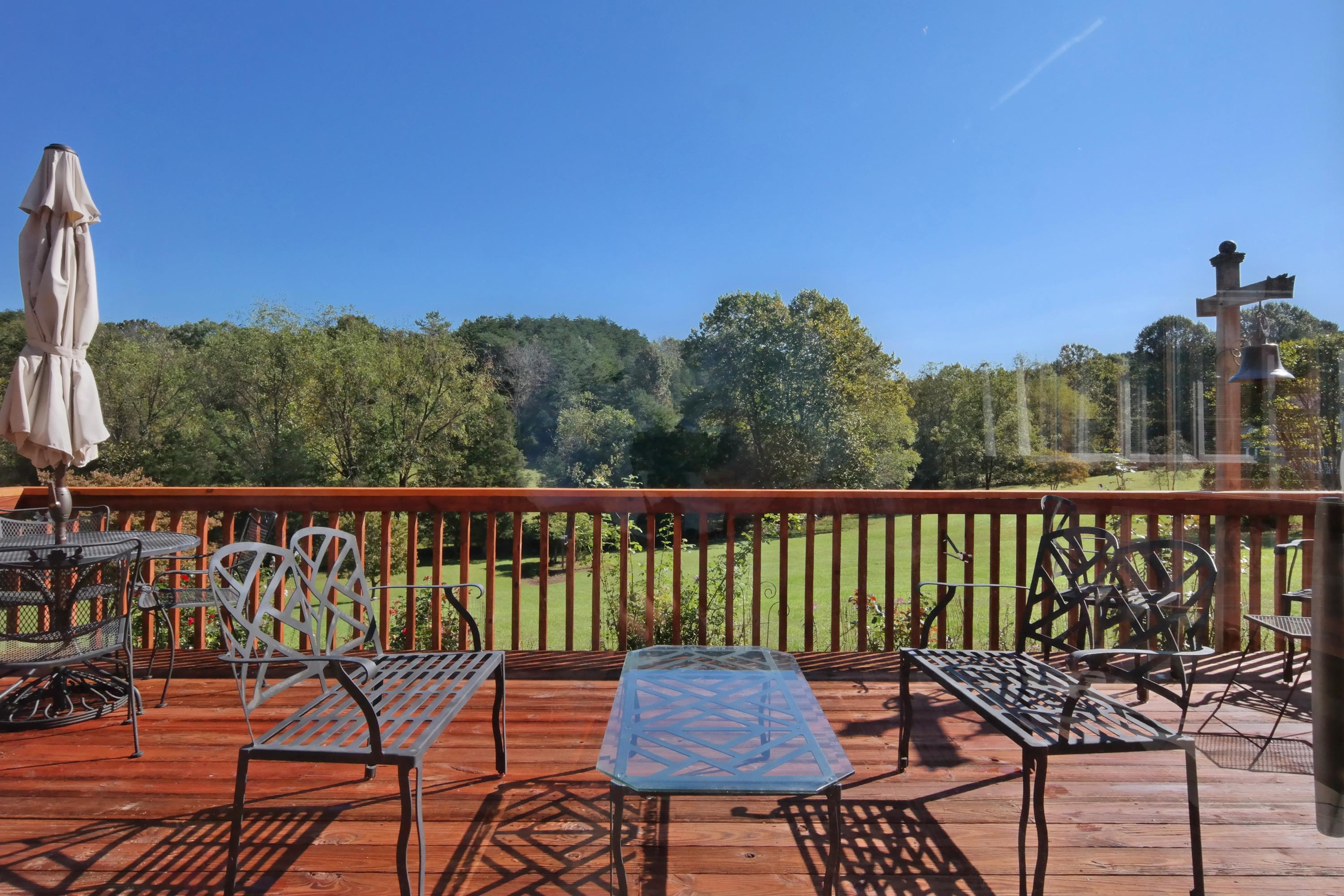 822 Sprinkle Road Fincastle, VA 24090 - Photo 17 of 55 Rear View